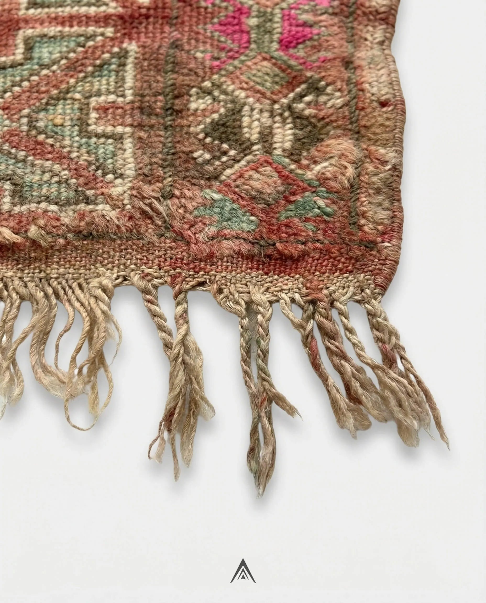 Retro Tribal Carpet 5.3x9.5 ft — 162x290 cm-Berber Handicraft