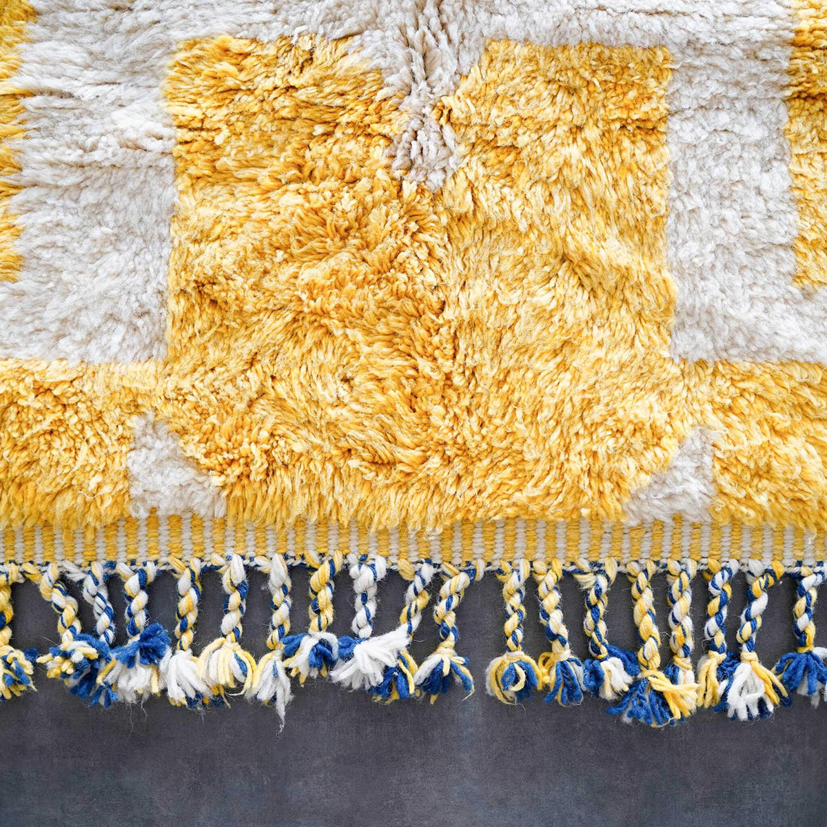 White and Gold Rug - Berber Handicraft