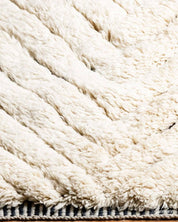 Soft Berber Rug 3 X 5 Ft | 90 X 150 Cm / With Tassels / Short (0.4” / 1 cm)