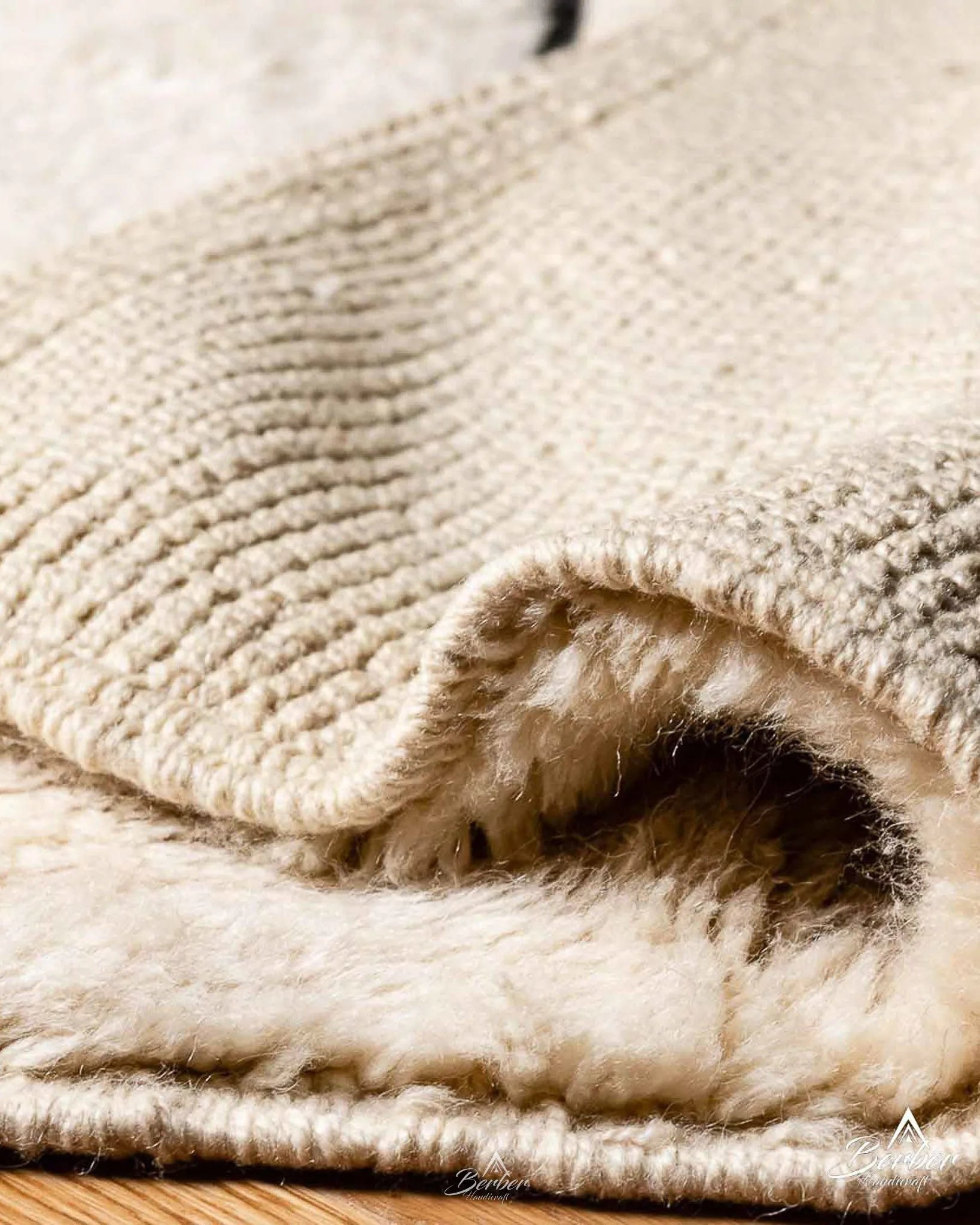 Soft Moroccan Area Rug 3 X 5 Ft | 90 X 150 Cm / With Tassels / Short (0.4” / 1 cm)