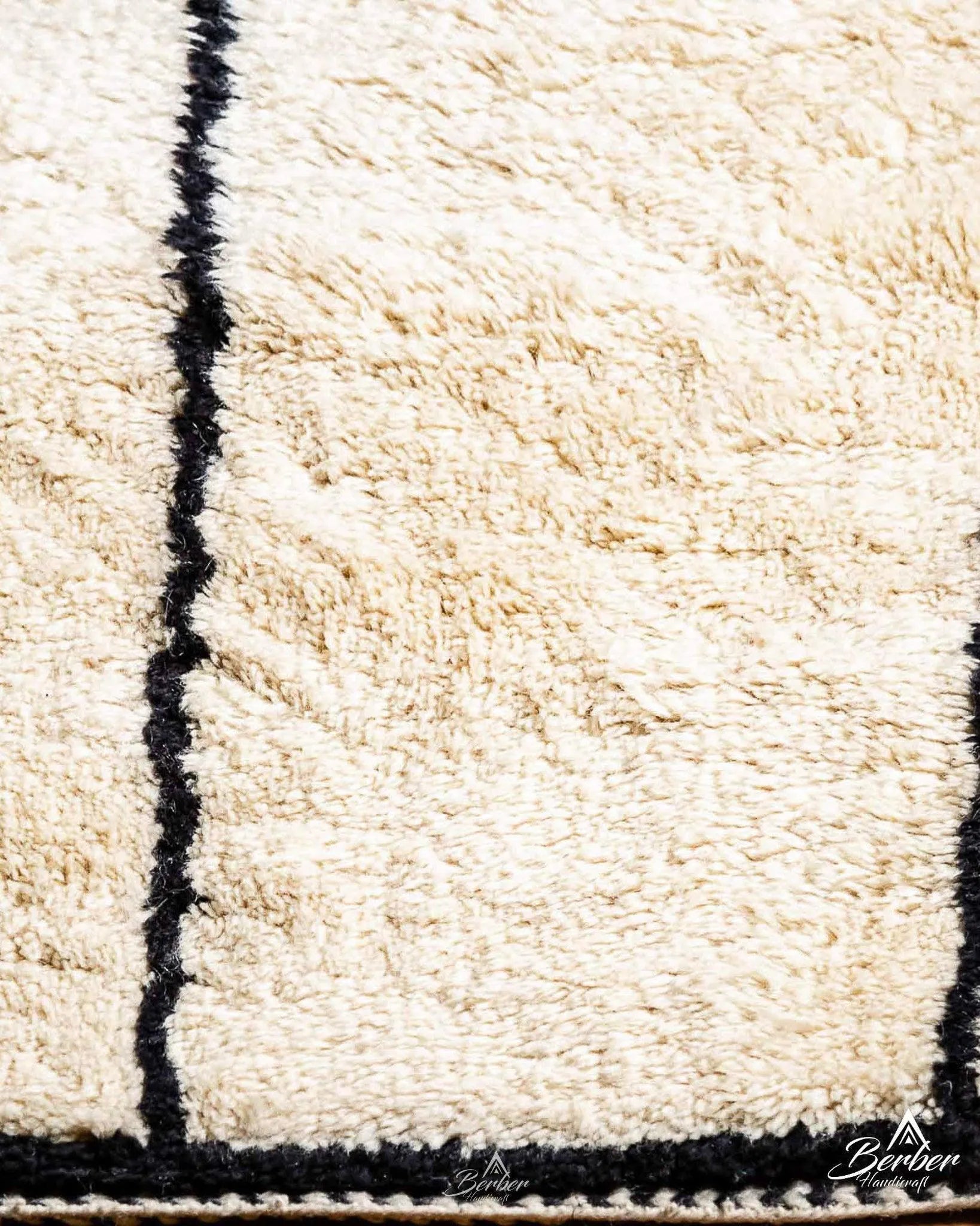 Striped Berber Rug 3 X 5 Ft | 90 X 150 Cm / With Tassels / Short (0.4” / 1 cm)