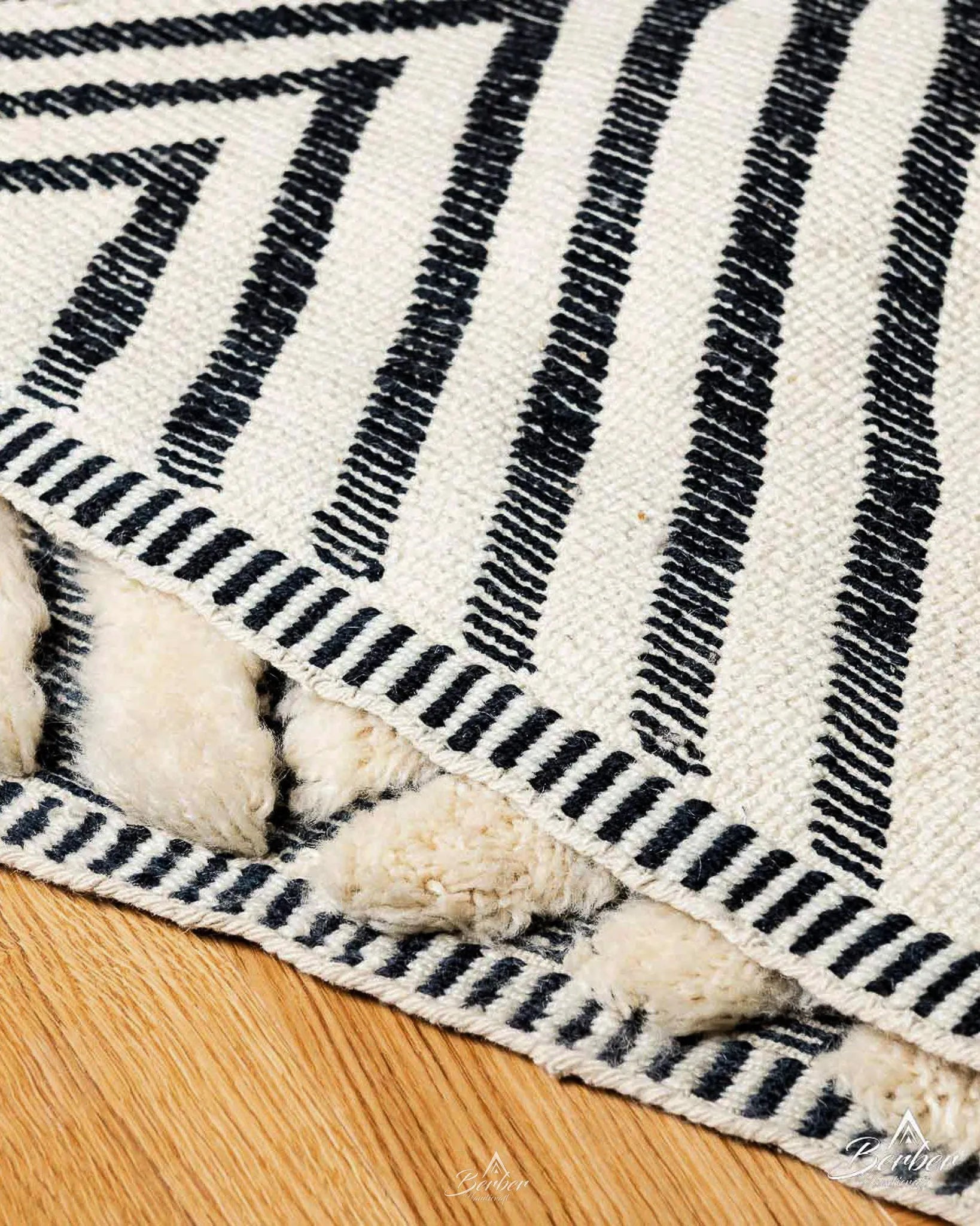 Tribal Beni Ourain Rug 3 X 5 Ft | 90 X 150 Cm / With Tassels / Short (0.4” / 1 cm)