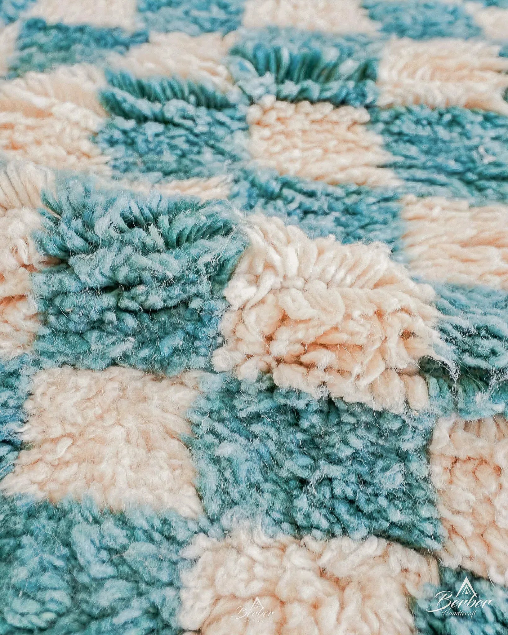 Turquoise Checkered Runner 2 X 6 Ft | 60 X 180 Cm / With Tassels / Short (0.4” / 1 cm)