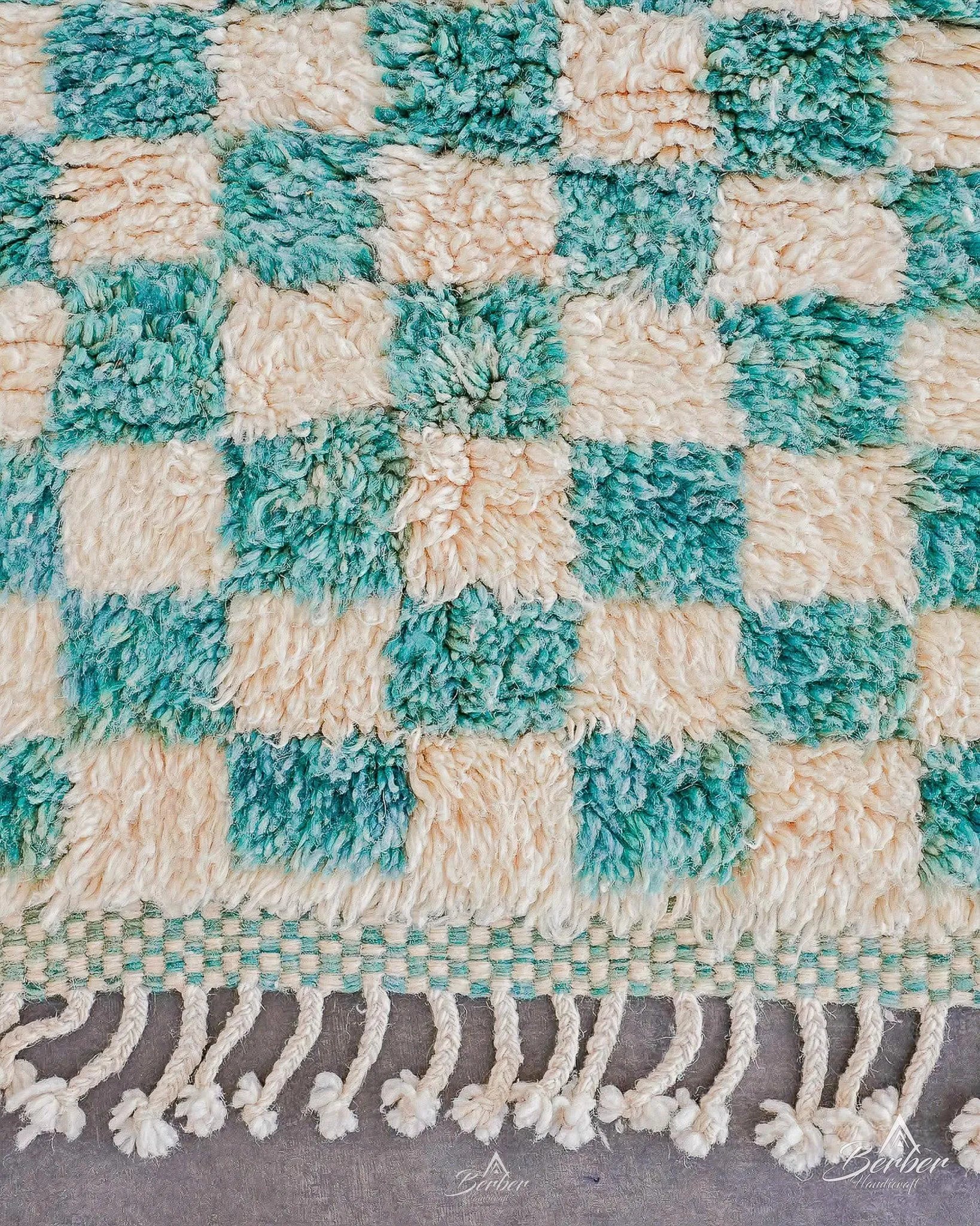 Turquoise Checkered Runner 2 X 6 Ft | 60 X 180 Cm / With Tassels / Short (0.4” / 1 cm)