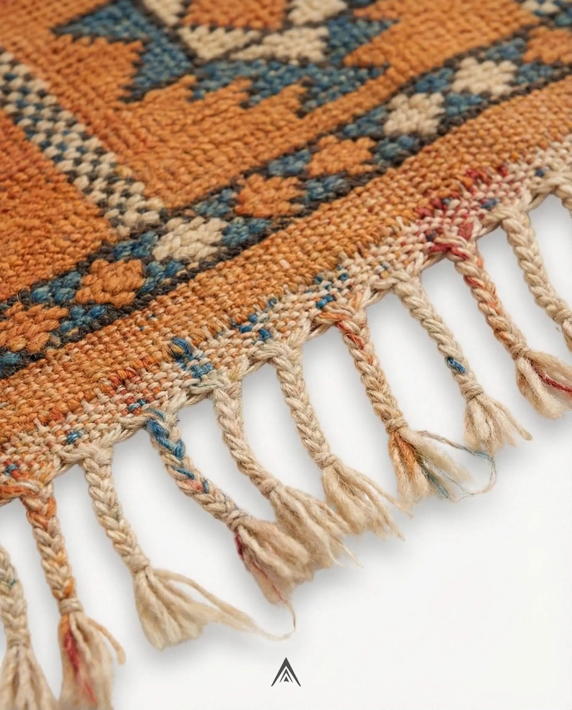 Vintage Earth Tone Rug 5.3x8.7 ft — 163x266 cm-Berber Handicraft