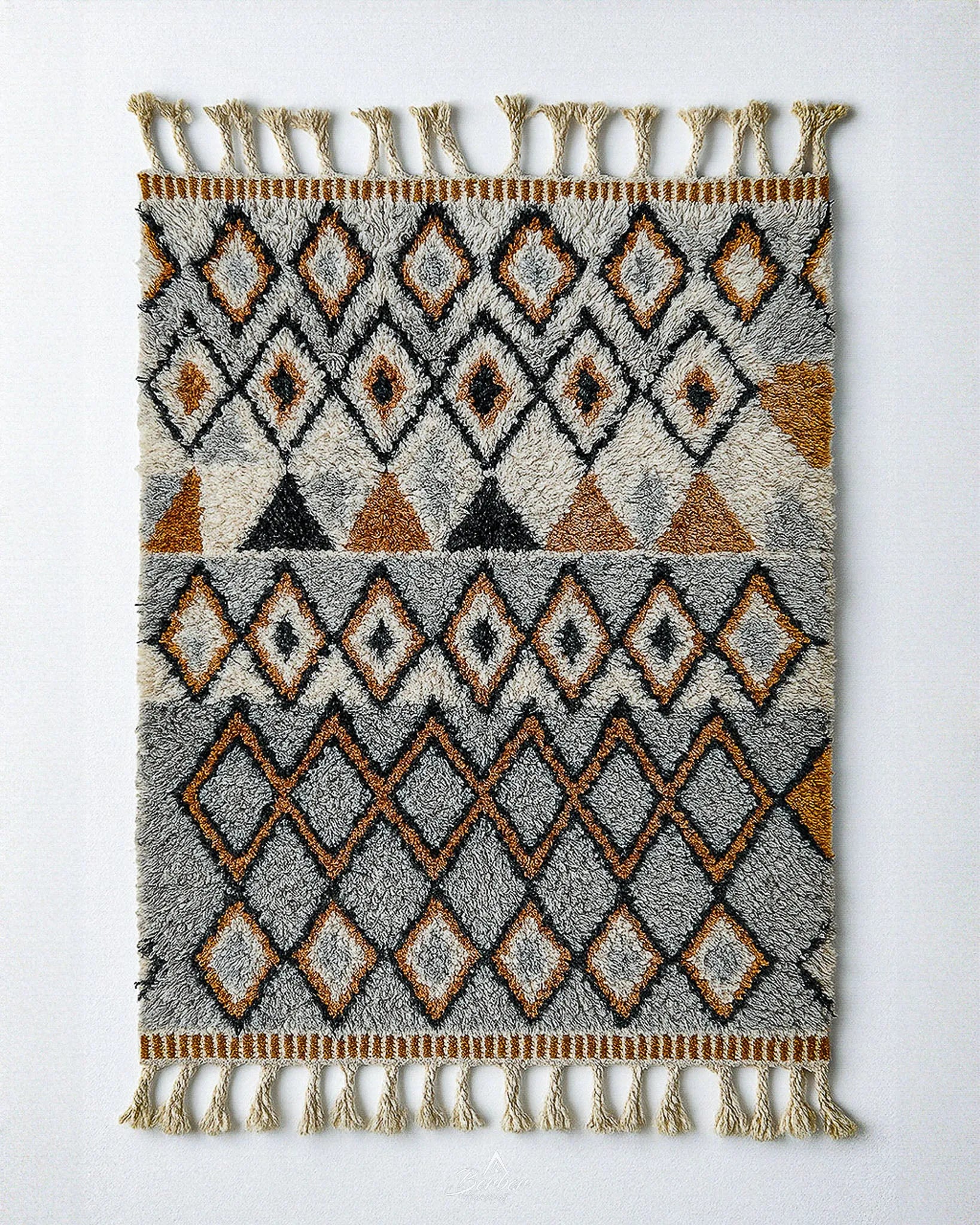 Vintage Style Rug-Berber Handicraft