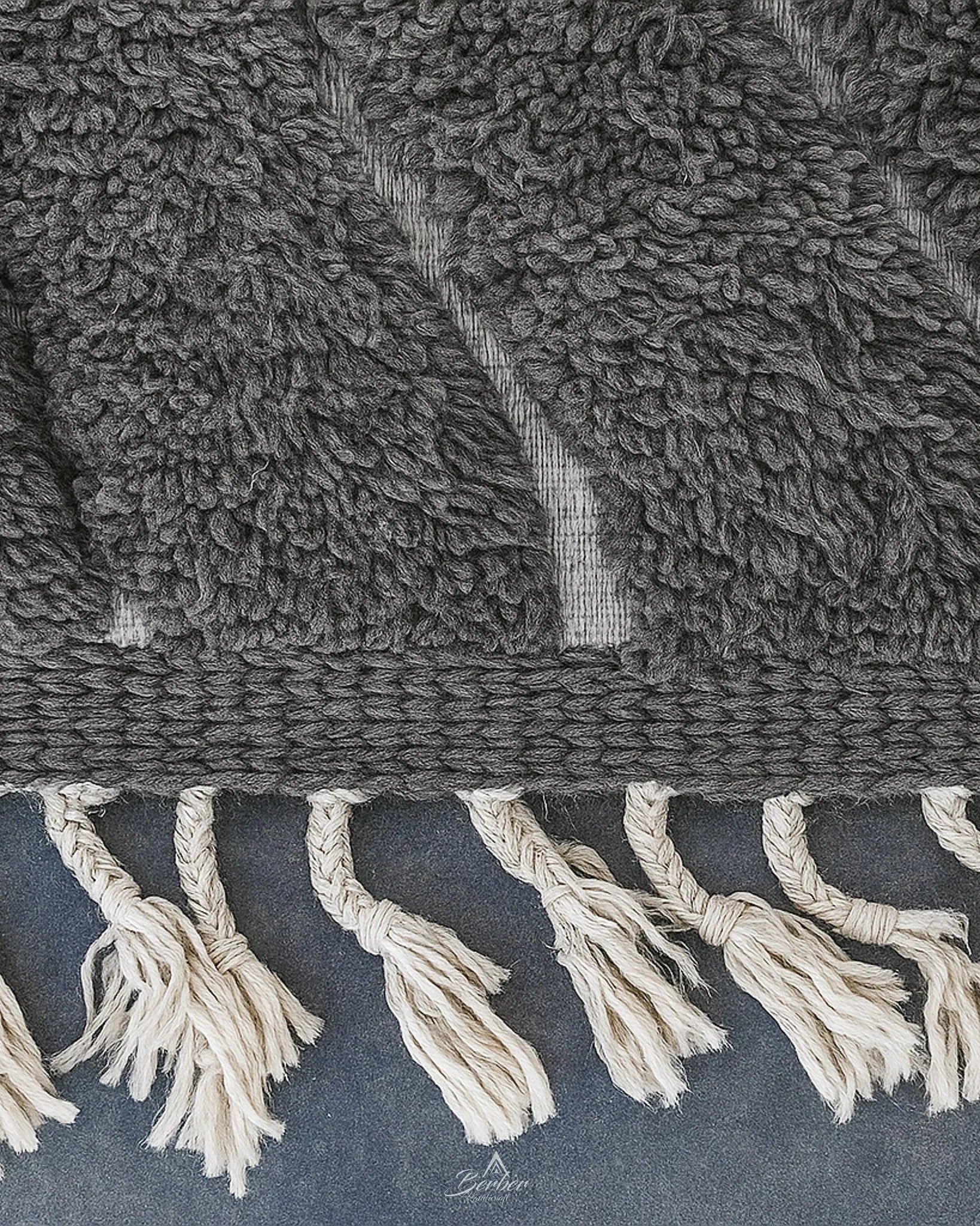White Blue Moroccan Rug 3 X 5 Ft | 90 X 150 Cm / With Tassels / Short (0.4” / 1 cm)