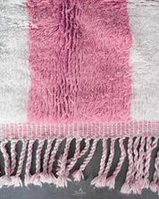 White Pink Moroccan Rug 3 X 5 Ft | 90 X 150 Cm / With Tassels / Short (0.4” / 1 cm)