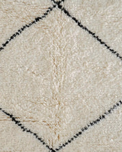 Wool Rug Runner 2 X 6 Ft | 60 X 180 Cm / With Tassels / Short (0.4” / 1 cm)