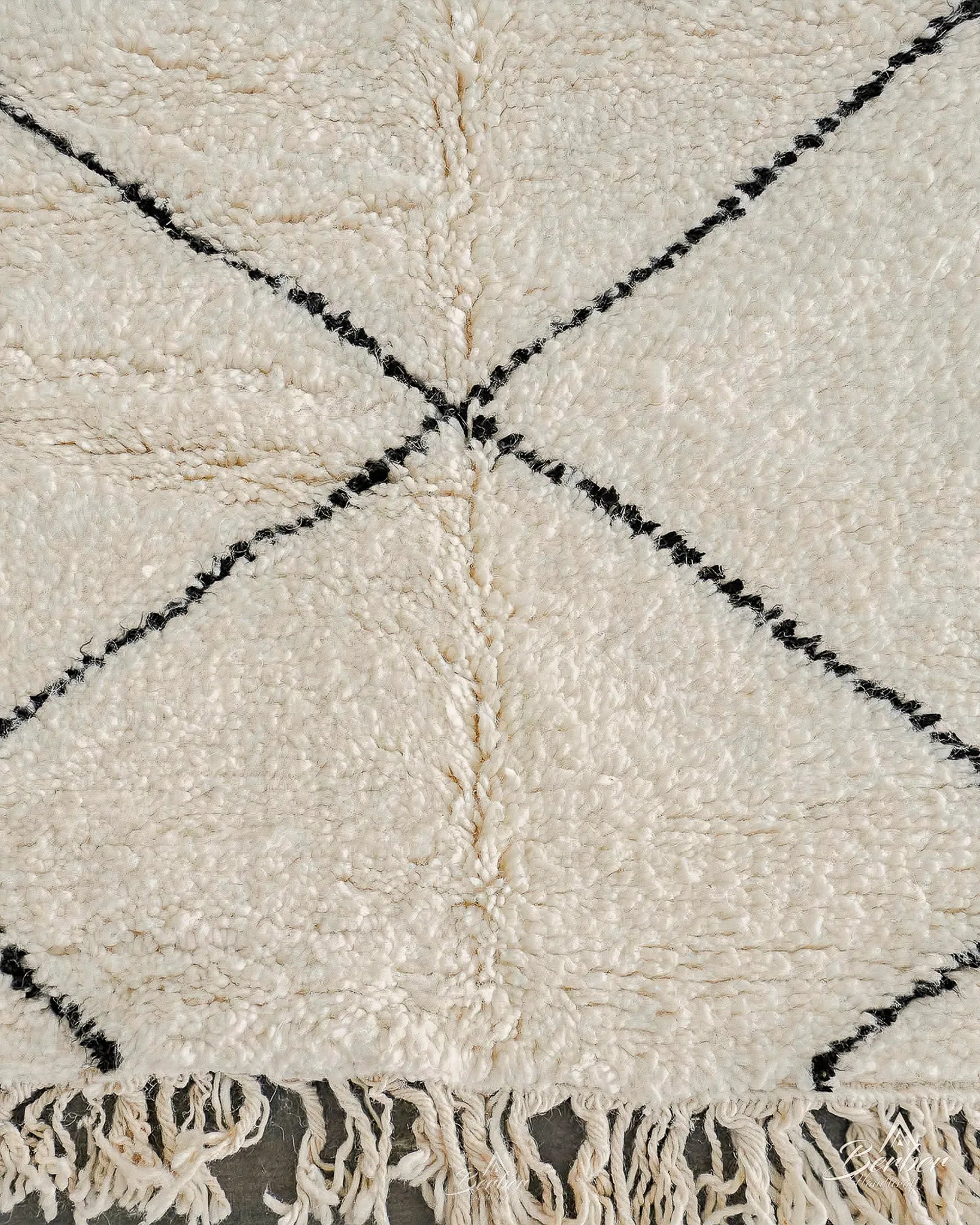 Wool Rug Runner 2 X 6 Ft | 60 X 180 Cm / With Tassels / Short (0.4” / 1 cm)