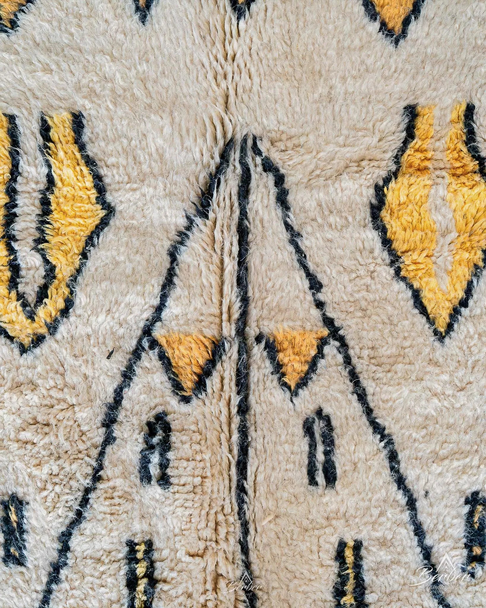 Yellow and White Tribal Rug 3 X 5 Ft | 90 X 150 Cm / With Tassels / Short (0.4” / 1 cm)