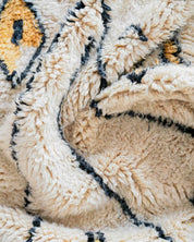 Yellow and White Tribal Rug 3 X 5 Ft | 90 X 150 Cm / With Tassels / Short (0.4” / 1 cm)
