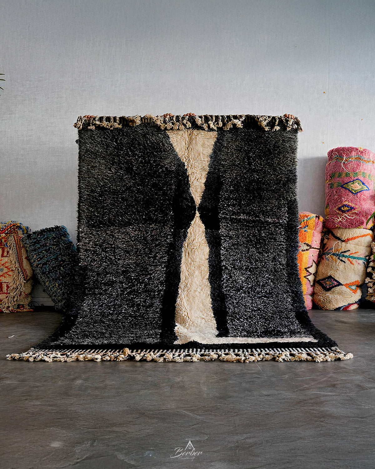 Black and Grey Berber Carpet 3 X 5 Ft | 90 X 150 Cm / With Tassels / Short (0.4” / 1 cm)