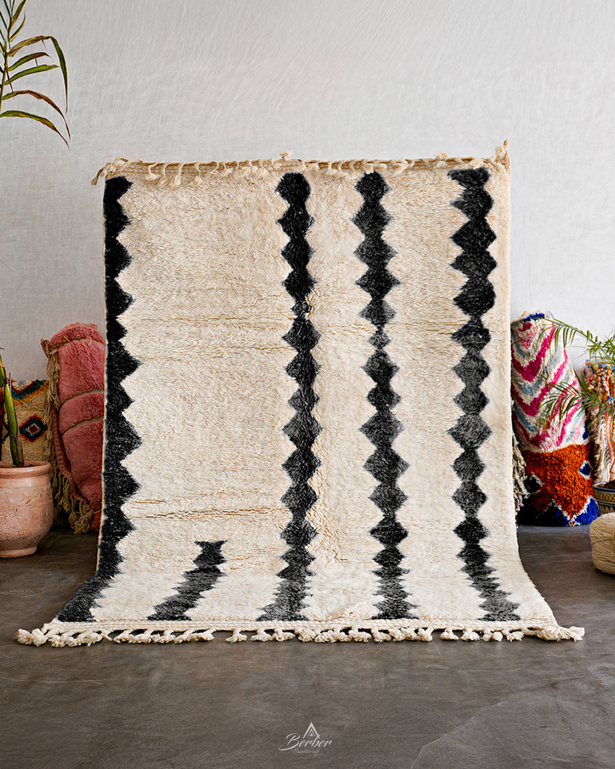 Black and White Berber Rug 3 X 5 Ft | 90 X 150 Cm / With Tassels / Short (0.4” / 1 cm)