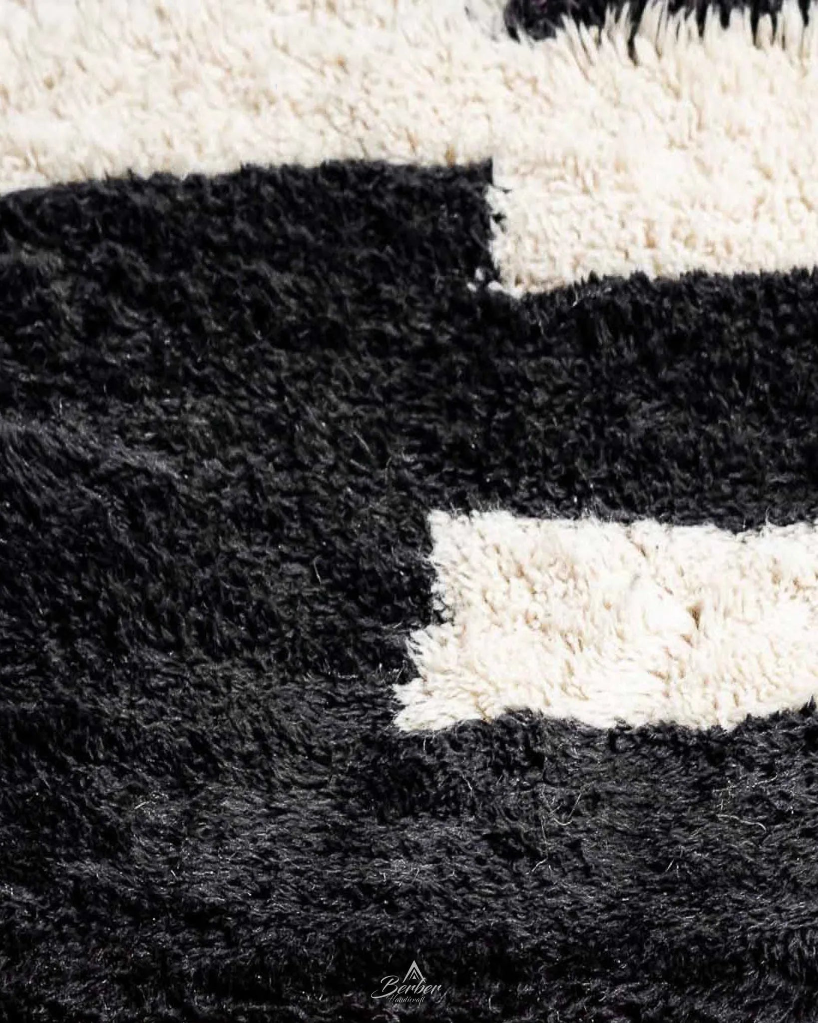 Checkered Rug 3 X 5 Ft | 90 X 150 Cm / With Tassels / Short (0.4” / 1 cm)