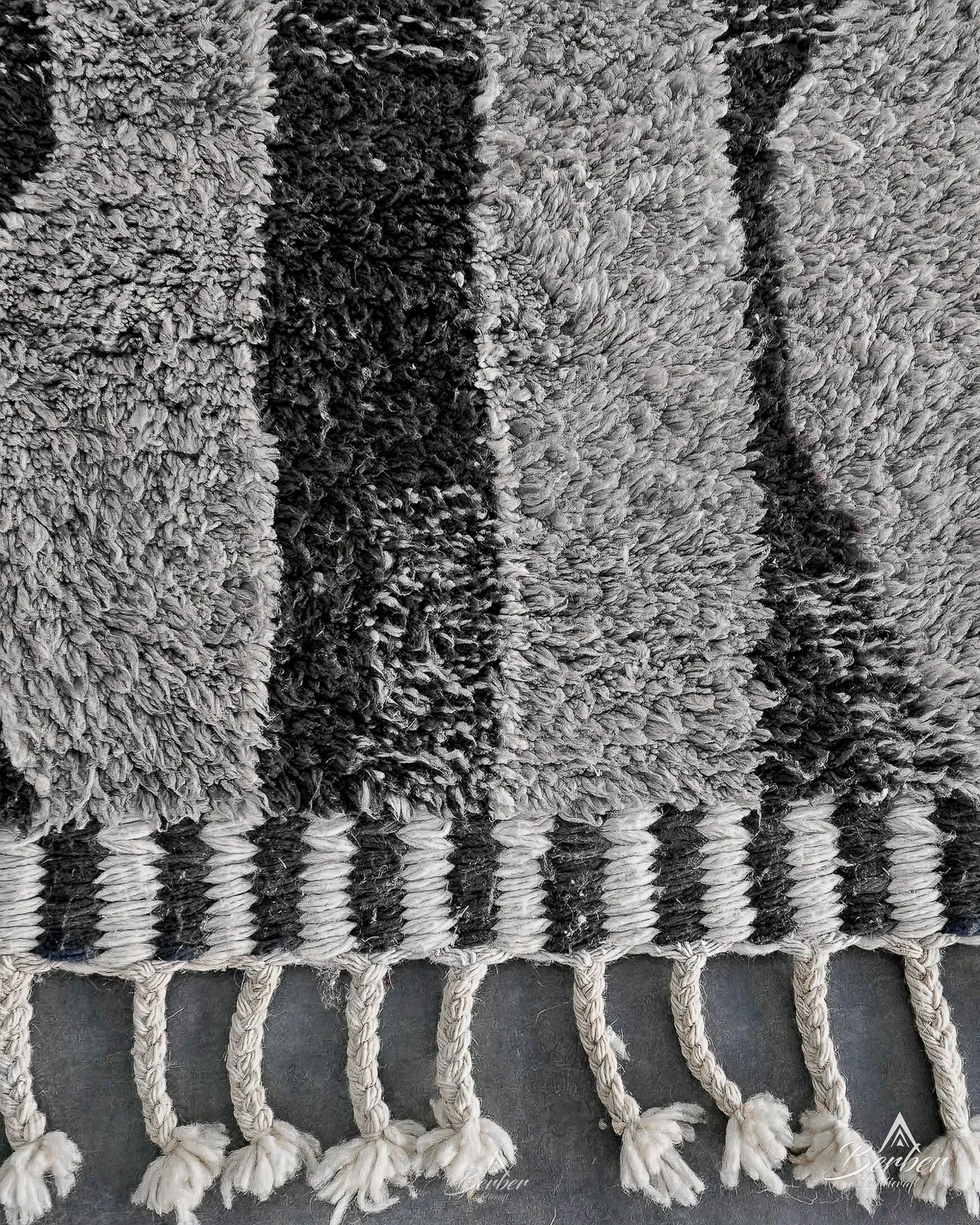 Grey Berber Rug 3 X 5 Ft | 90 X 150 Cm / With Tassels / Short (0.4” / 1 cm)