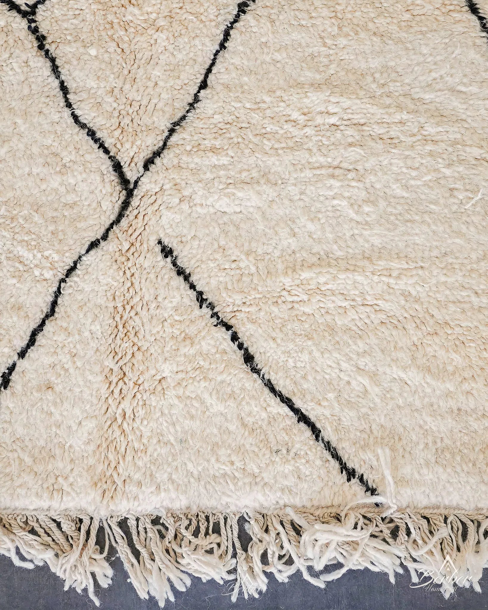Handmade Berber Rug 3 X 5 Ft | 90 X 150 Cm / With Tassels / Short (0.4” / 1 cm)