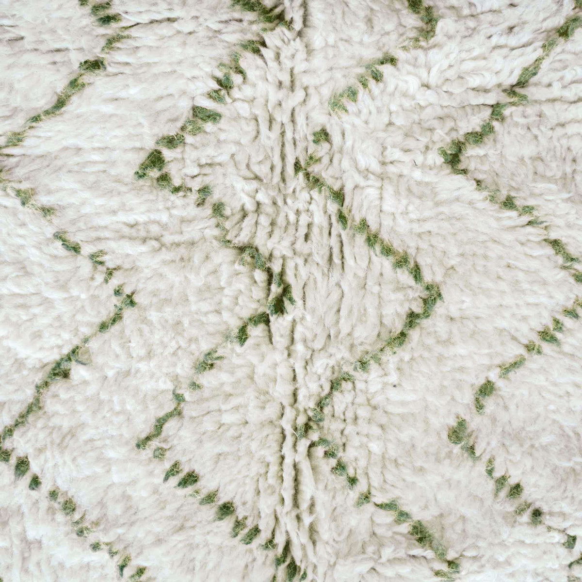 White and Green Zigzag Rug - Berber Handicraft