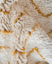 Minimalist Morrocan Rug 3 X 5 Ft | 90 X 150 Cm / With Tassels / Short (0.4” / 1 cm)