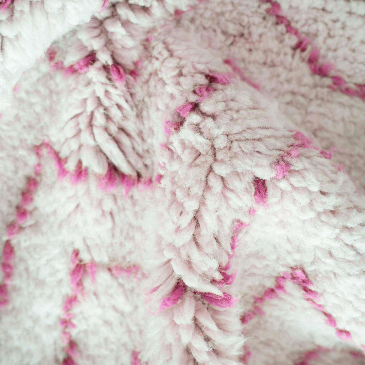 Pink Boho-Chic Rug - Berber Handicraft