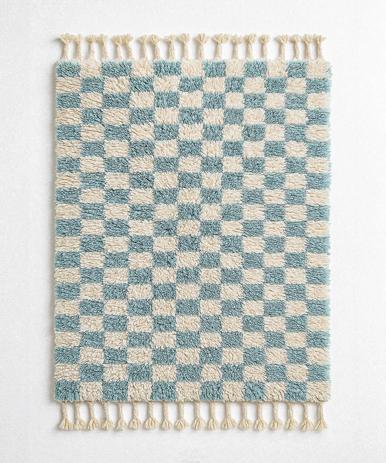  1 cm)